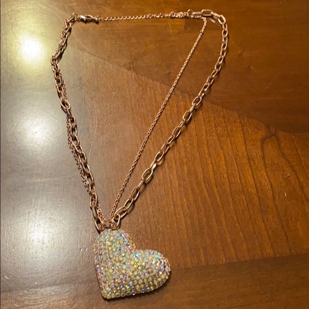 Women’s necklace